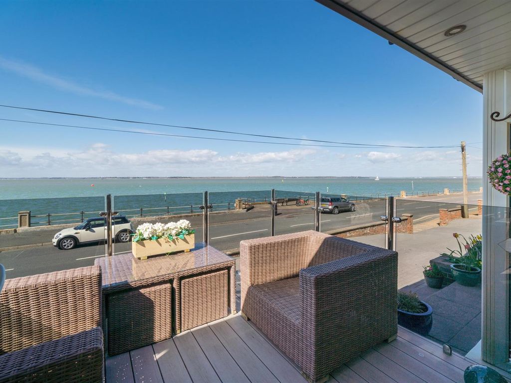 Prince's Esplanade, Cowes, PO31