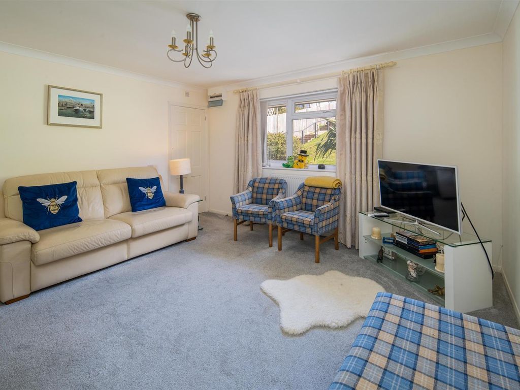 Prince's Esplanade, Cowes, PO31