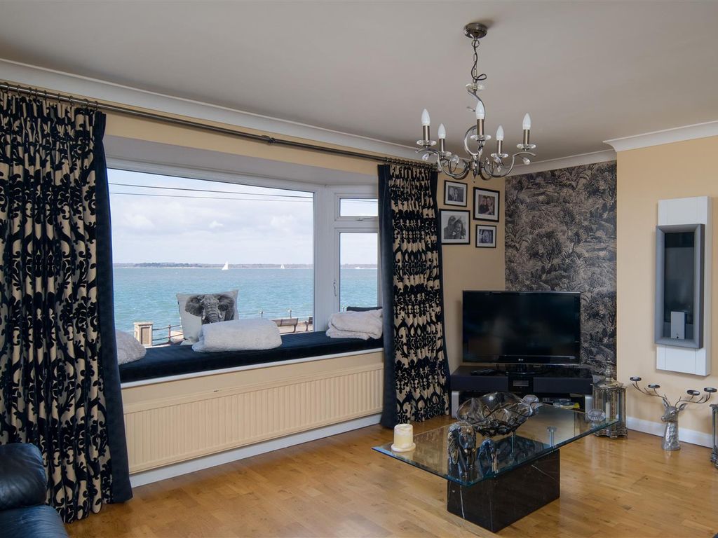 Prince's Esplanade, Cowes, PO31