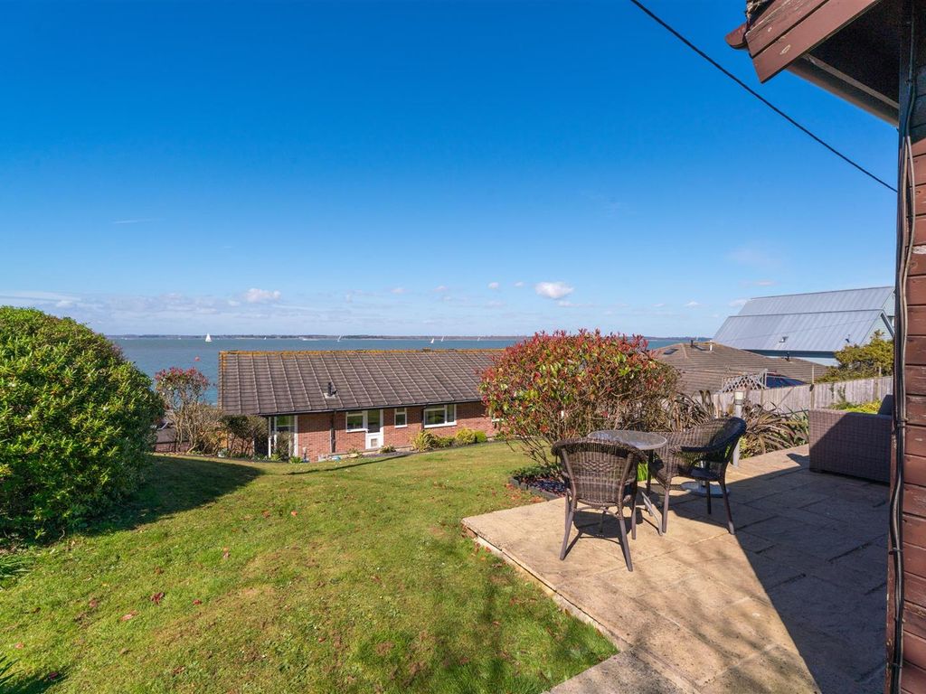 Prince's Esplanade, Cowes, PO31
