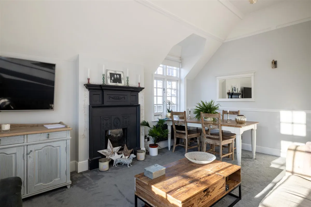 The Dower House, Rocky Lane, Gatton Park, Reigate, RH2
