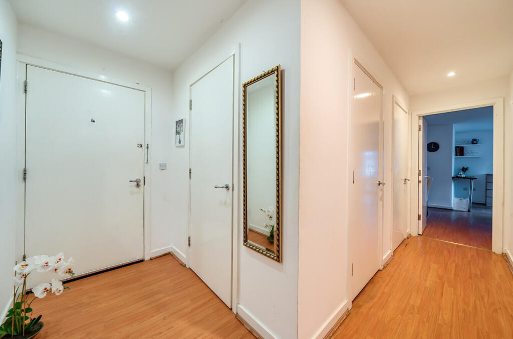 Stretton Court, Wey Road, Weybridge, KT13