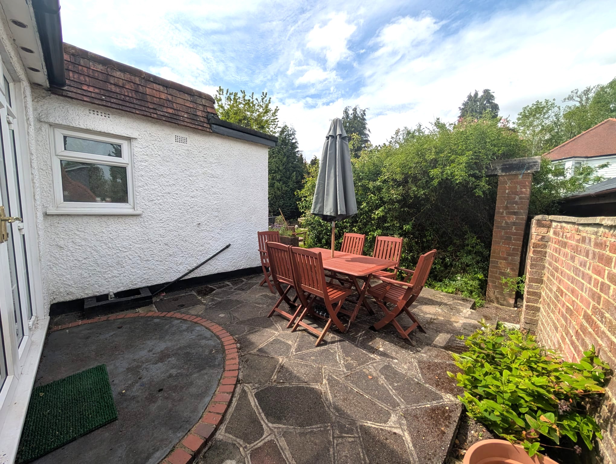 Brighton Road, Tadworth, KT20