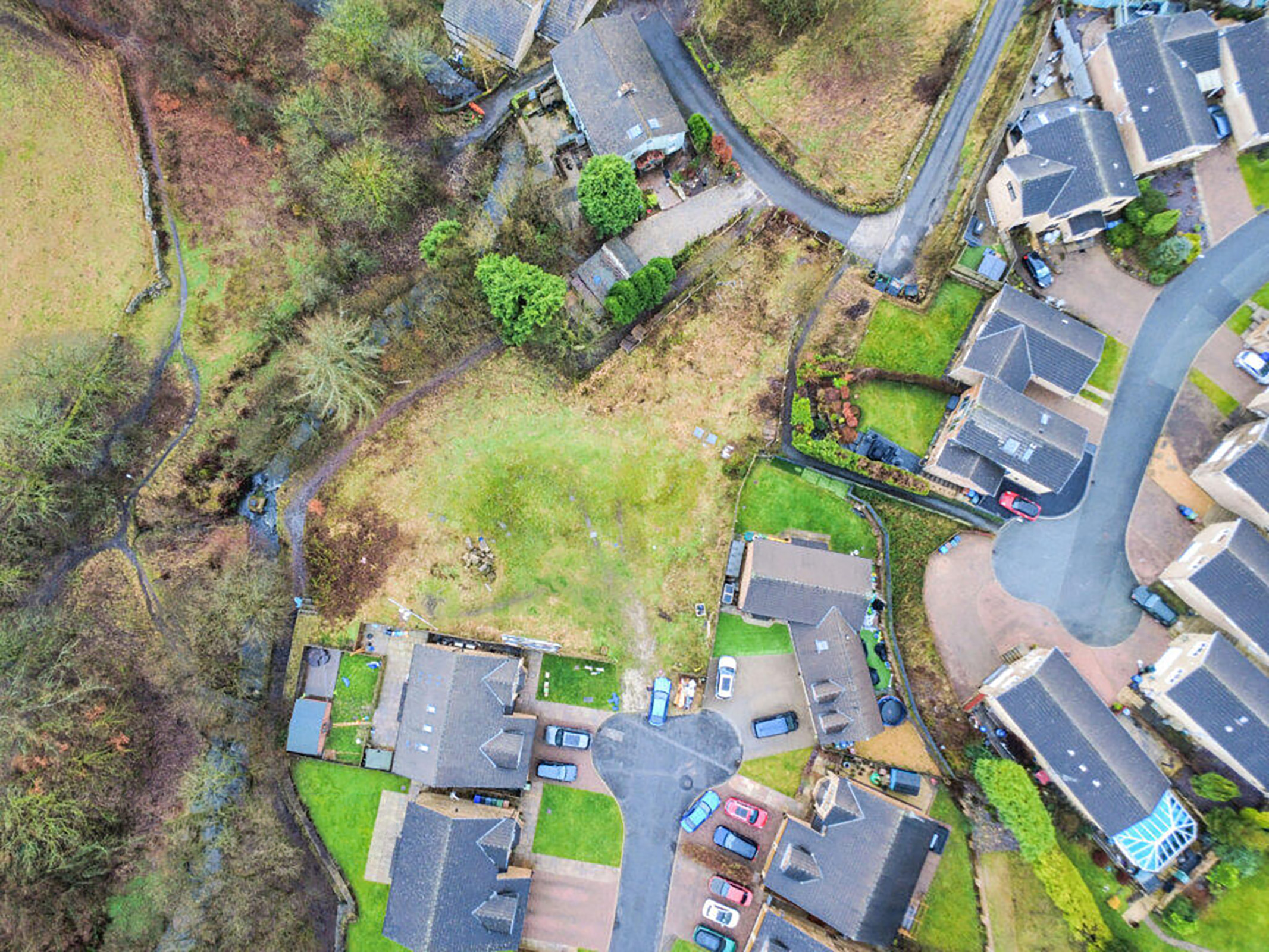 Land at Lynns Court, Weir - photo 1